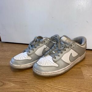 Women’s Nike low dunk